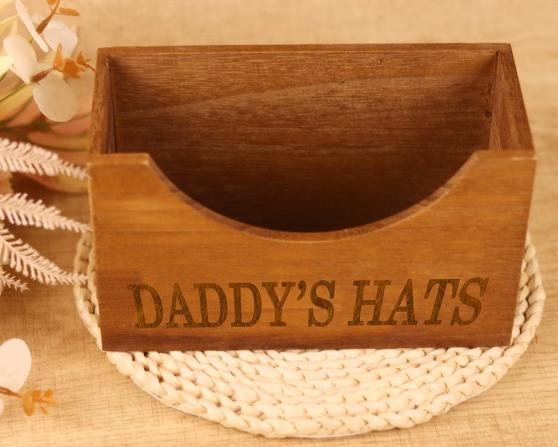 Exquisite Personalized Wooden Hat Holder – The Perfect Gift for Every Occasion